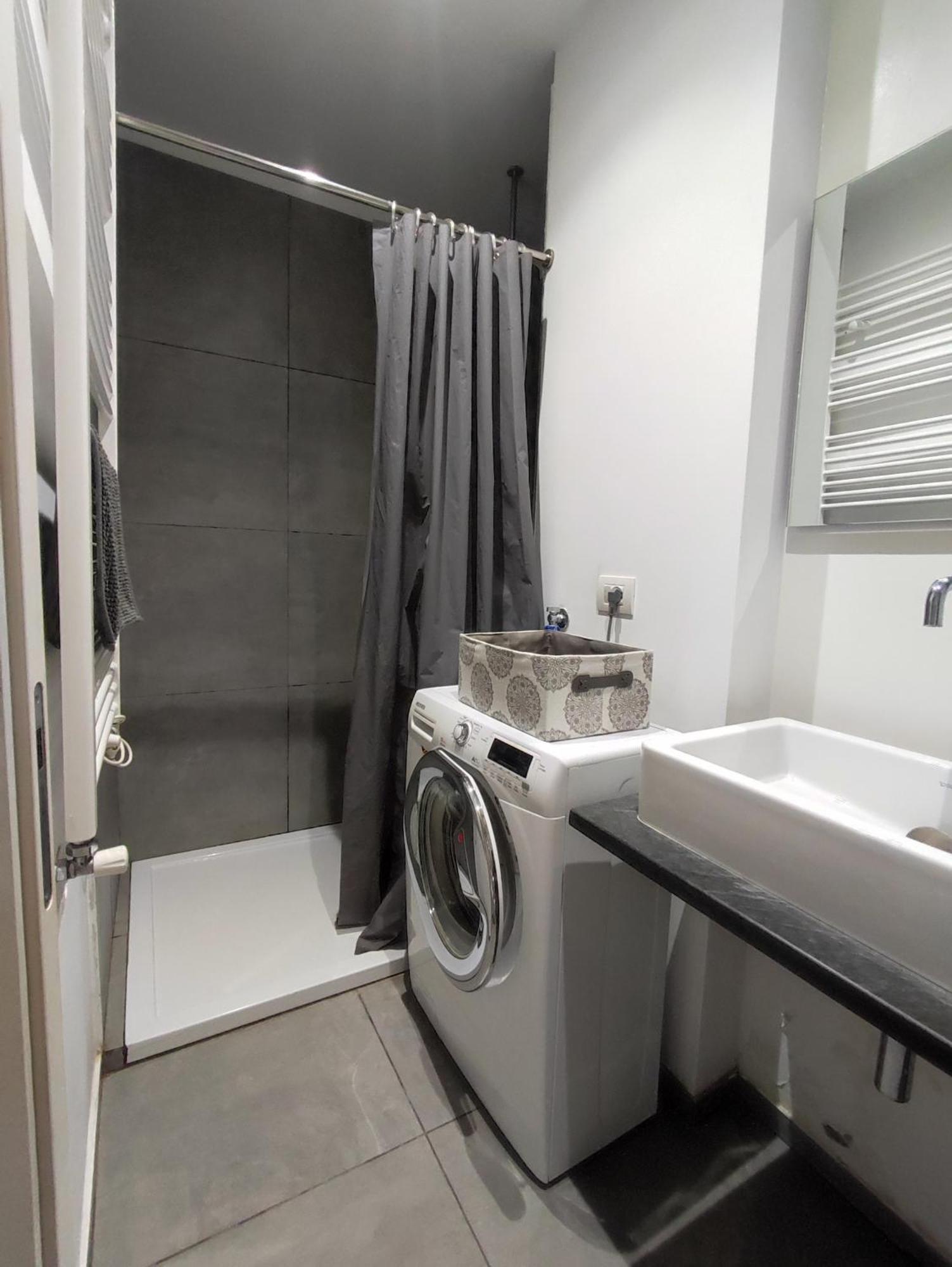 Maria Holiday Homes -Vitruvio 42 Appartamenti มิลาน ภายนอก รูปภาพ