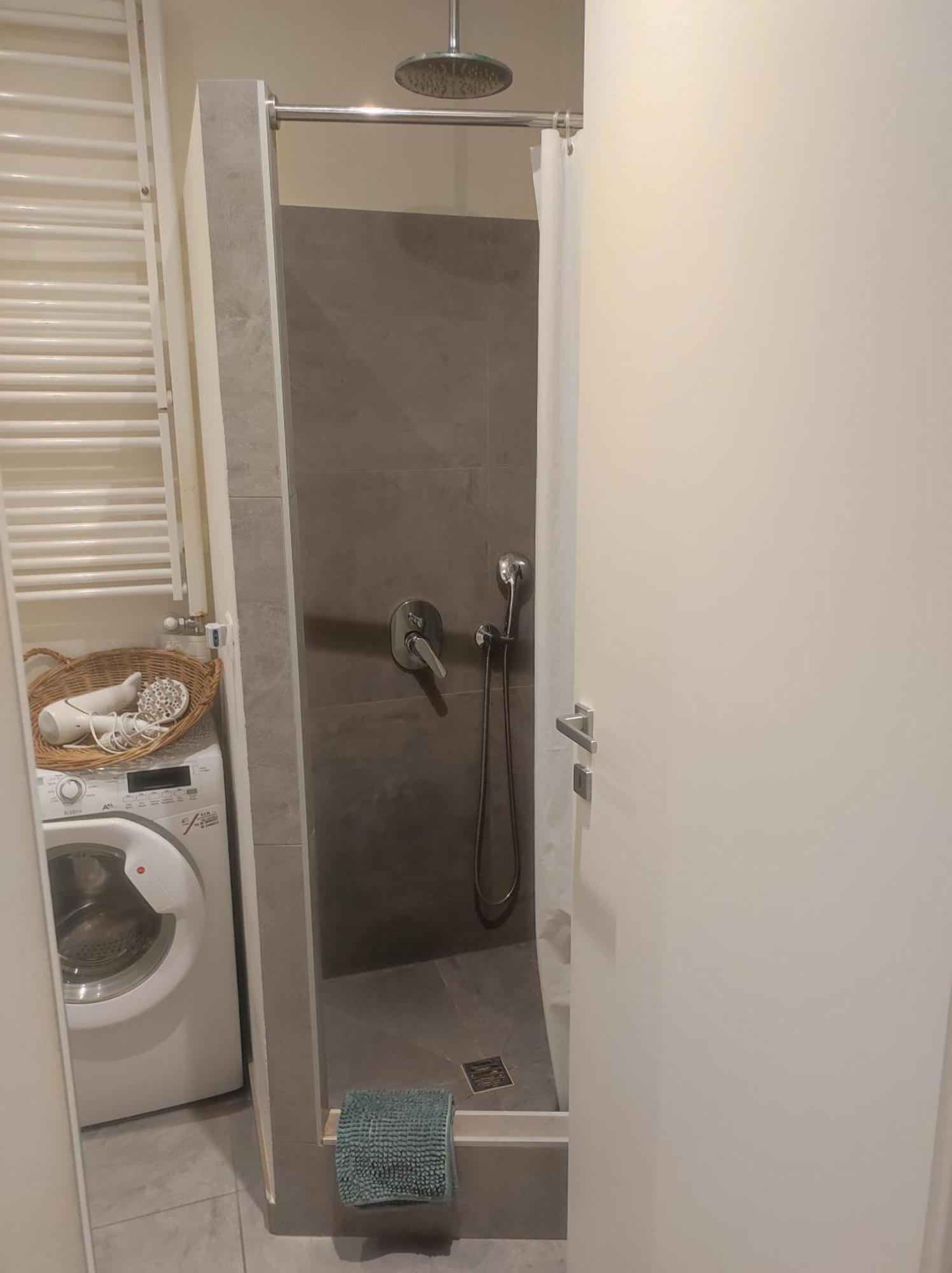 Maria Holiday Homes -Vitruvio 42 Appartamenti มิลาน ภายนอก รูปภาพ