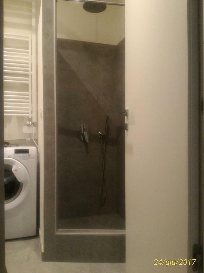 Maria Holiday Homes -Vitruvio 42 Appartamenti มิลาน ภายนอก รูปภาพ