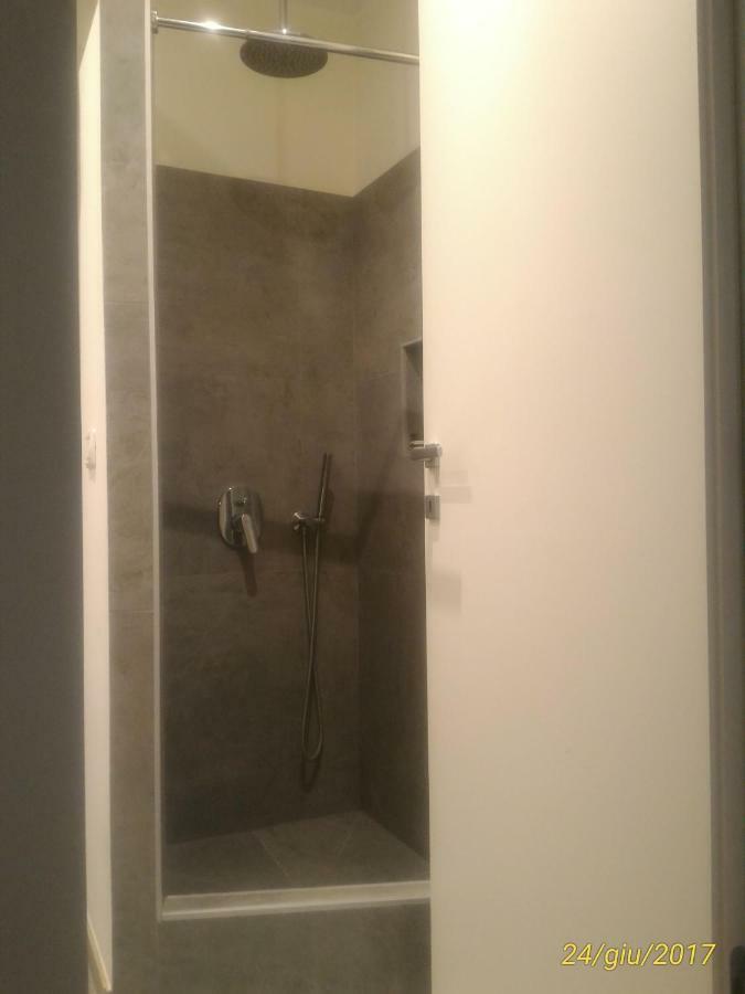 Maria Holiday Homes -Vitruvio 42 Appartamenti มิลาน ภายนอก รูปภาพ